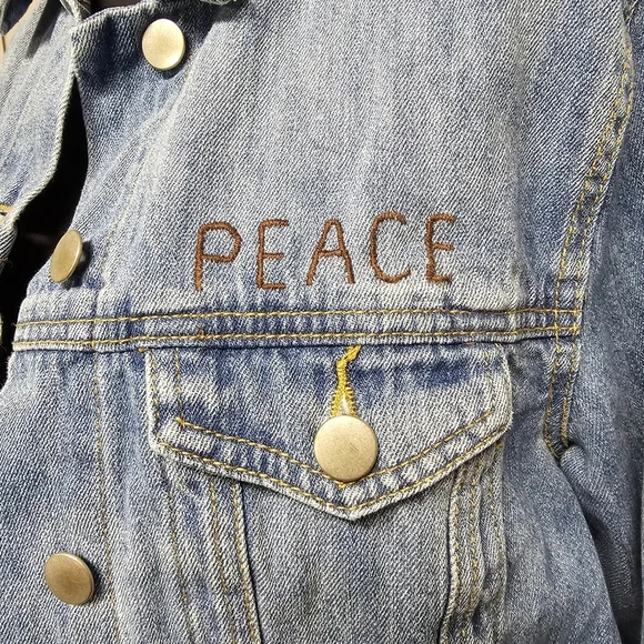 Forever 21 Denim Jean Jacket Hand Embroidery Peace Flowers Boho - Picture 2 of 8